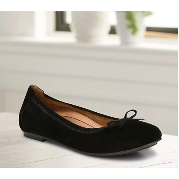 Vionic Shoes - NIB Vionic Black Suede Ballet Flats with Bow Detail Liliana 9.5 M